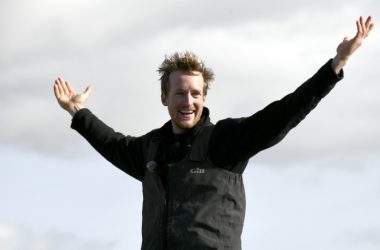 COLMAN FINISHES VENDEE GLOBE WITH 0 FUEL BURNED