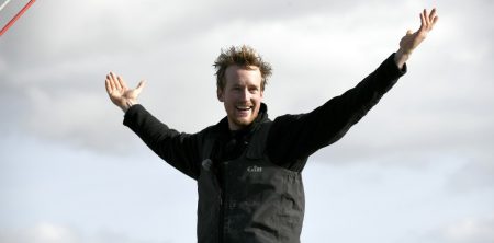 COLMAN FINISHES VENDEE GLOBE WITH 0 FUEL BURNED
